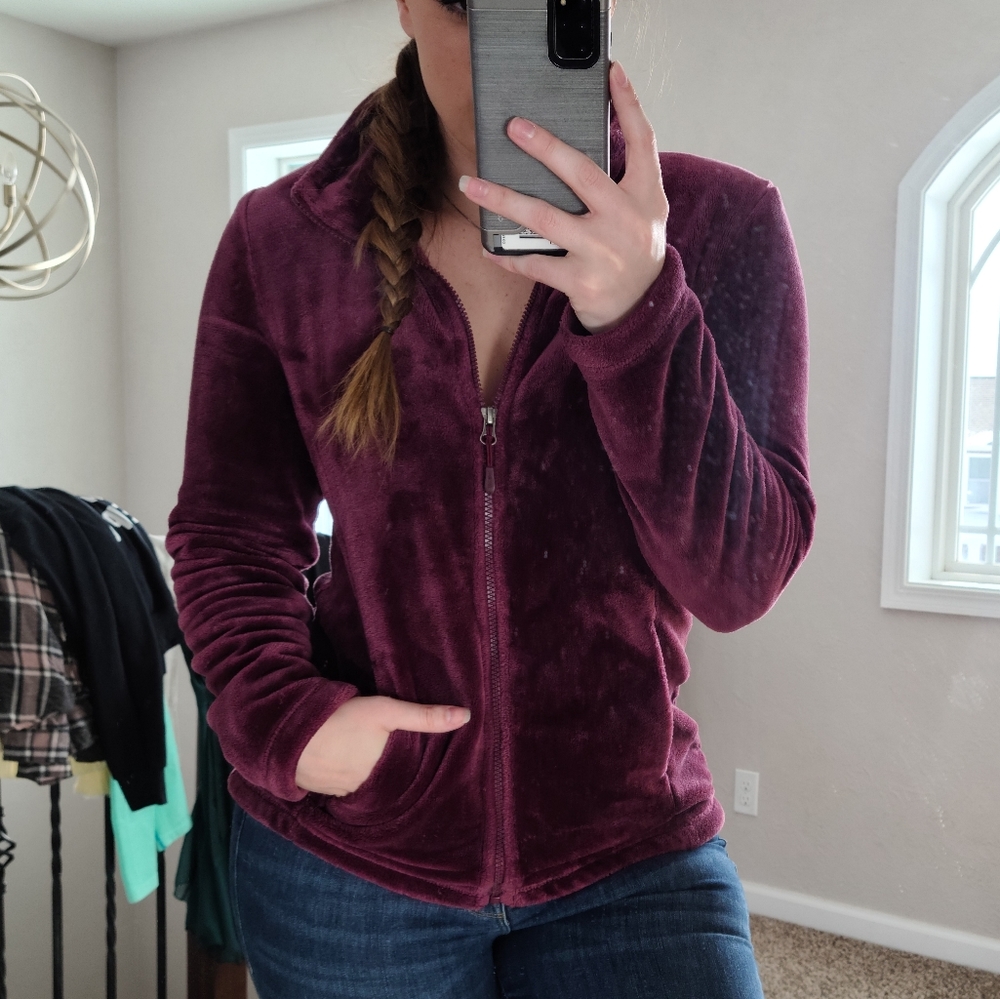 Like New Heat Keep Plum Zip Up Fleece Jacket